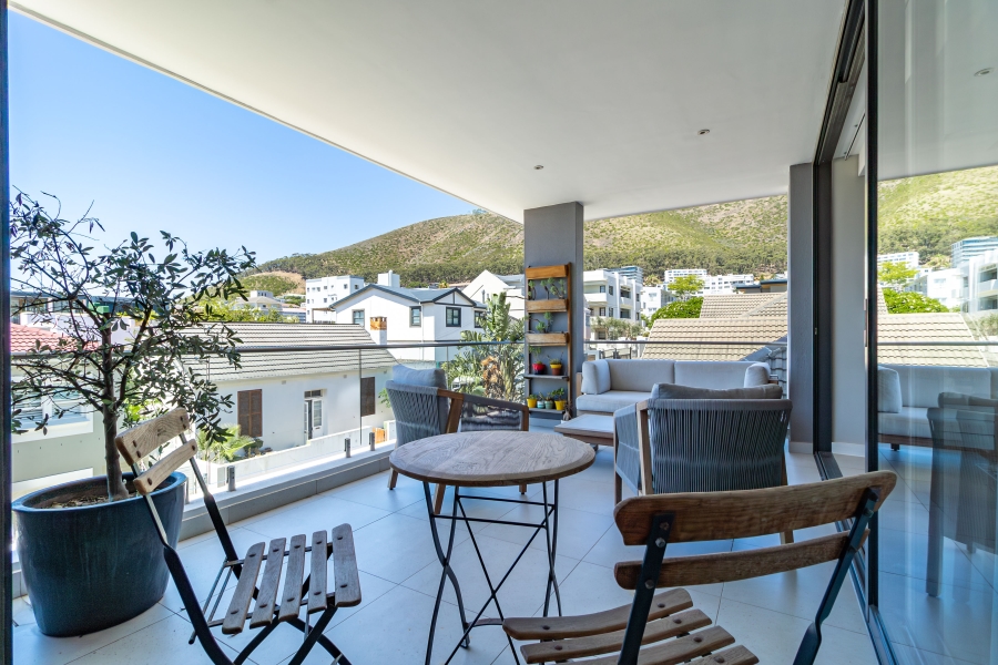 To Let 2 Bedroom Property for Rent in Fresnaye Western Cape